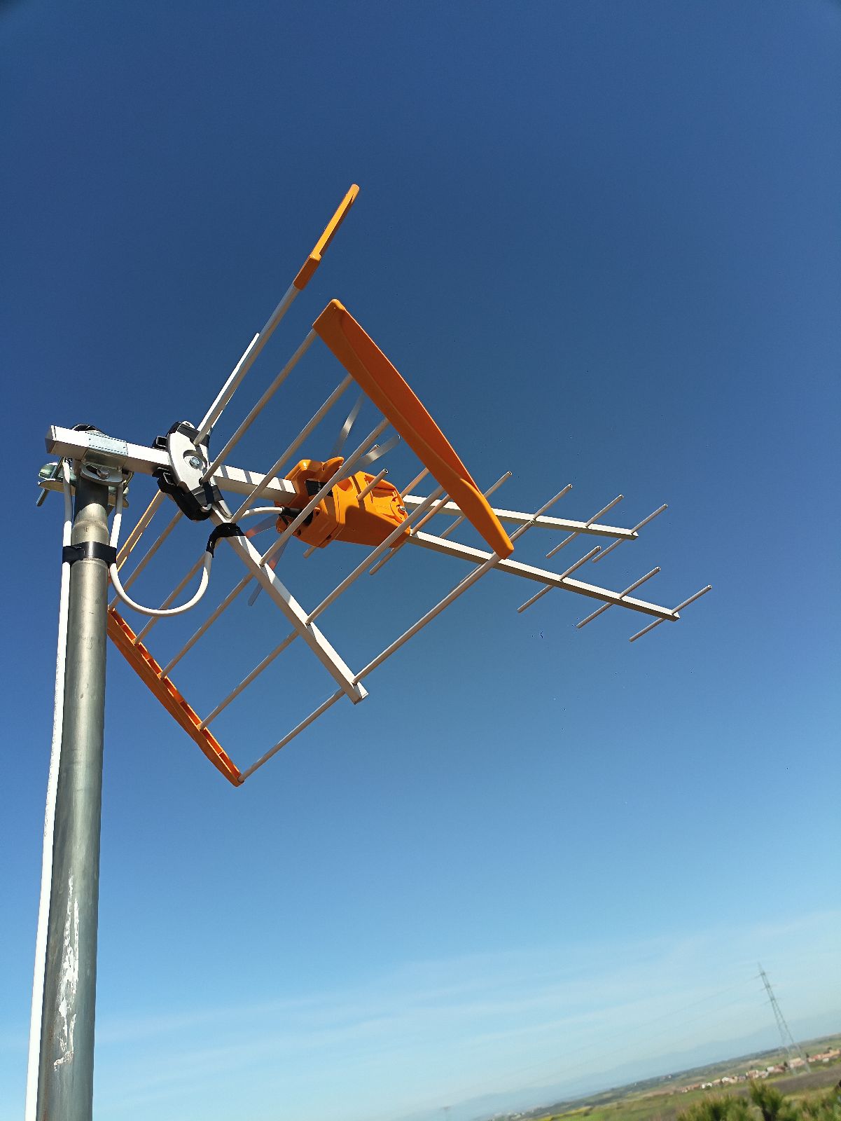 Antenas y parabólicas